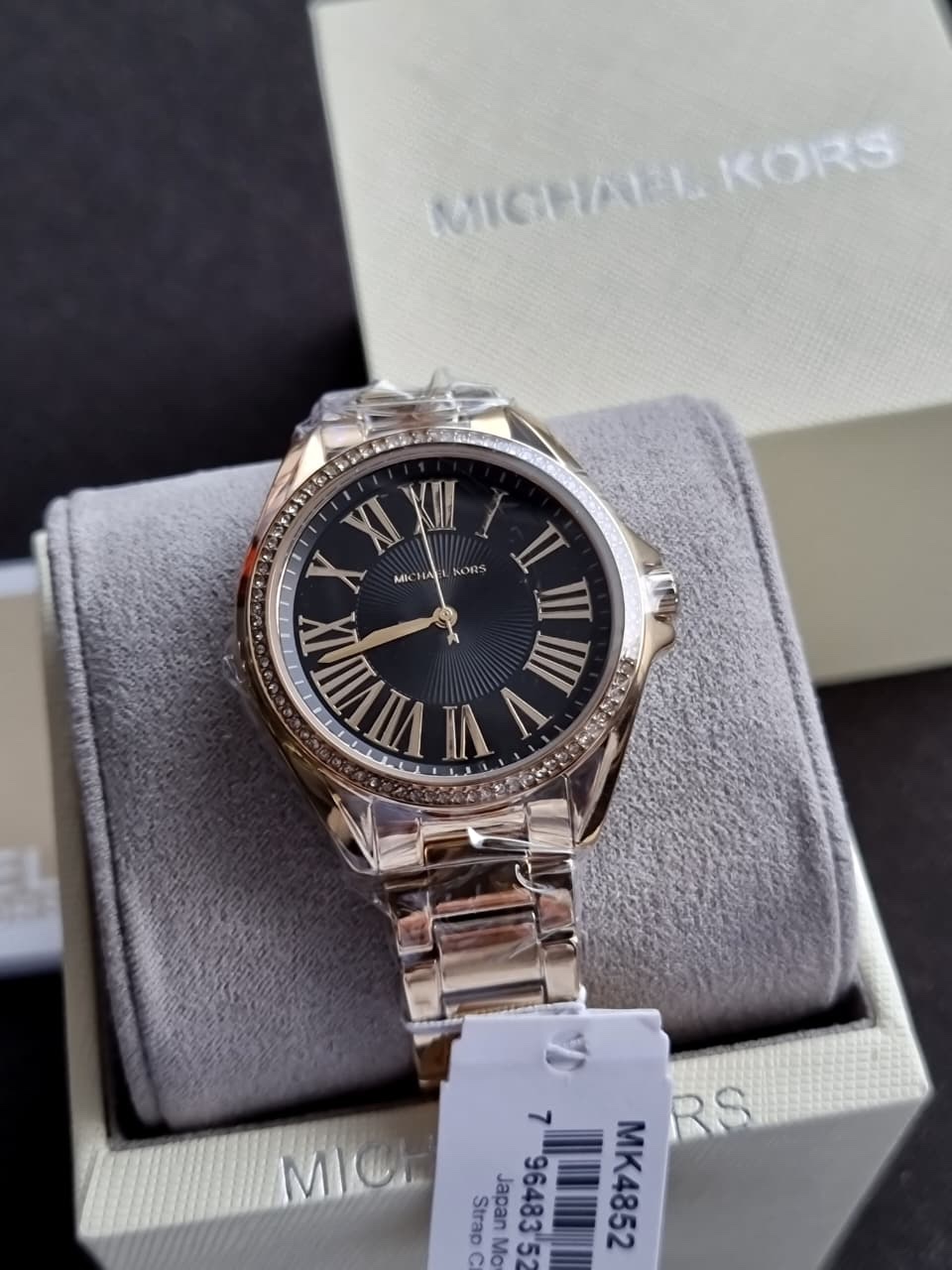 MK 4852 - Image 2