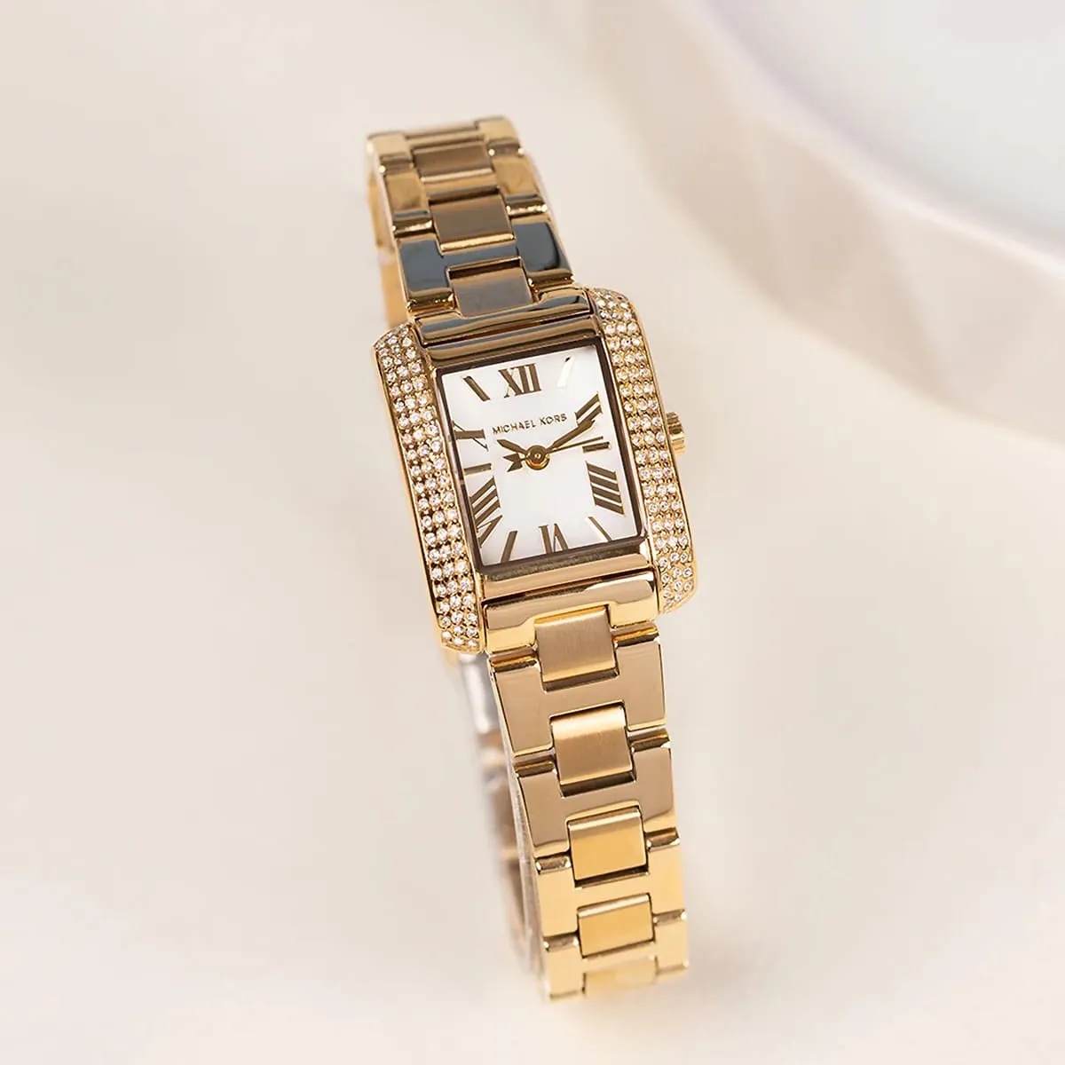 MK 4867 - Image 2